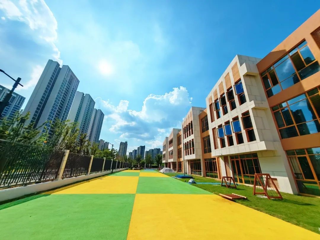 20230828040444836 新区沿江街路兰新路幼儿园将于秋季开园